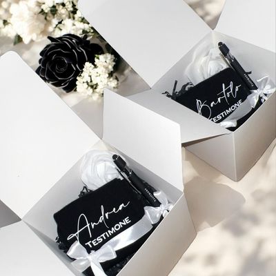 Box piccola con Calzini e Penna Testimone di Nozze