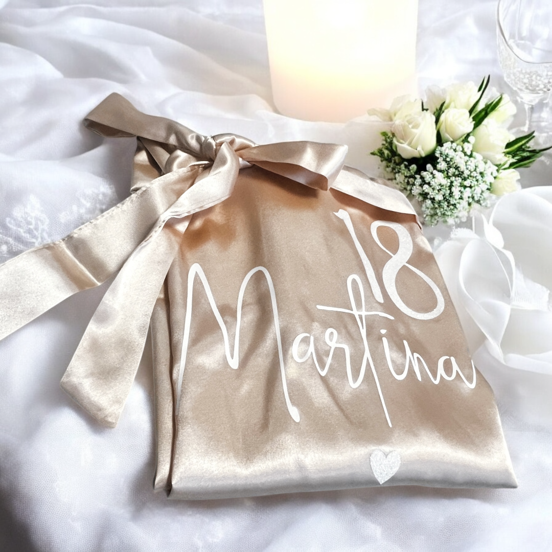 Vestaglia Personalizzata – Regalo Elegante per un 18° Compleanno