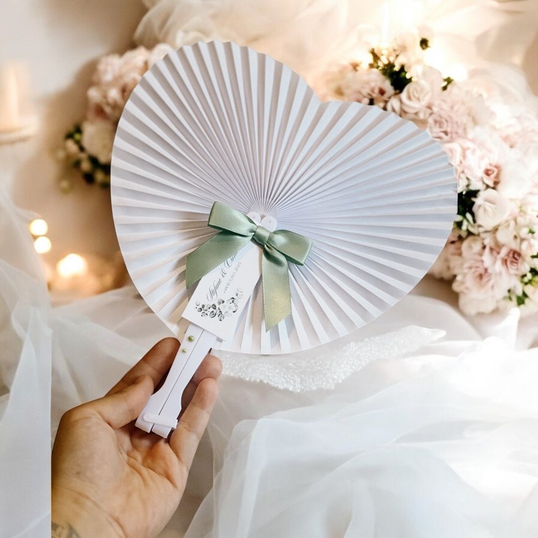 Ventaglio Pai Pai a Forma di Cuore e Rotondo Pieghevole - Personalizzato per Matrimonio &amp; Eventi