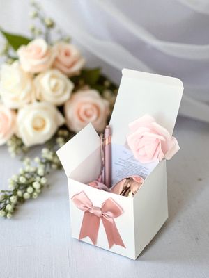 Scatolina Regalo Testimone o Damigella con Penna, Spazzola, Specchietto Personalizzati