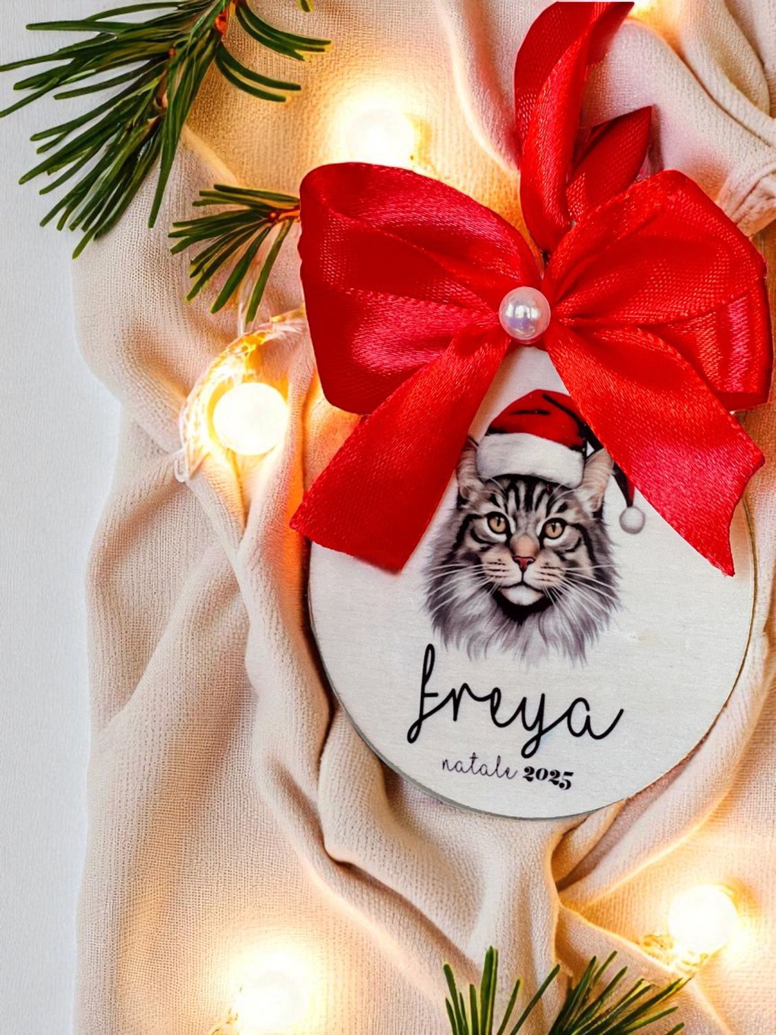 Pallina di Natale in Legno - Gatto Maine Coon - Personalizzata con Nome