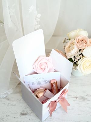 Eleganza da Regalare per Lei: Collezione a partire da 7,50€