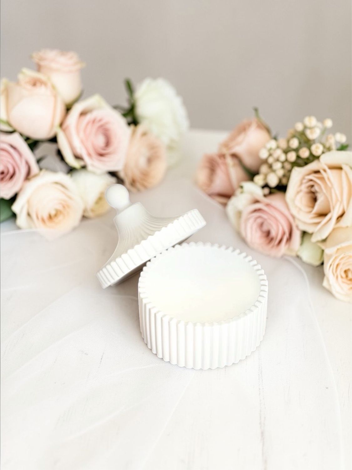 Vasetto con Coperchio in Gesso artigianale