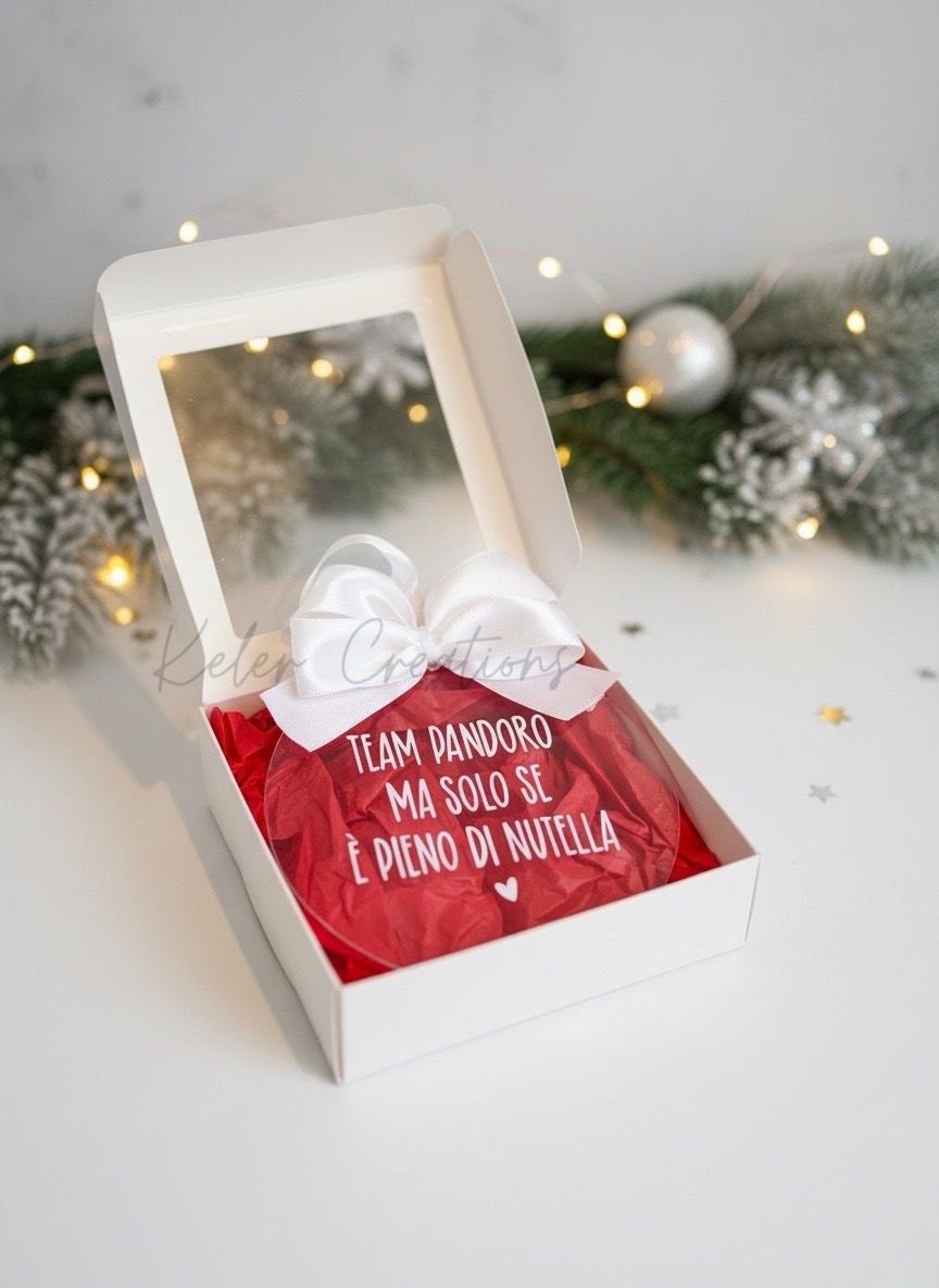 Pallina di Natale in Plexiglass Personalizzata - Team Pandoro ma sono se è pieno di Nutella