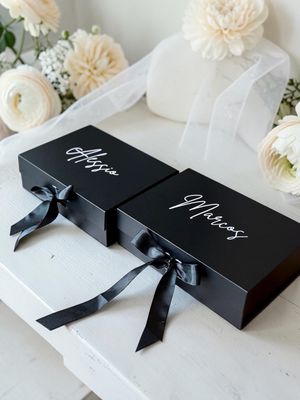Box regalo Testimone di Nozze Personalizzata – Fiaschetta, apribottiglia &amp; penna incisa