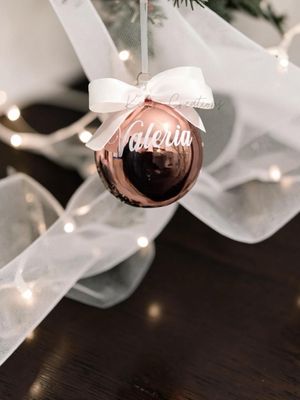 Pallina di Natale in Vetro rose gold lucida — Personalizzata con nome
