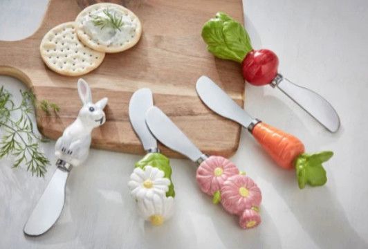 Blossom Spreader, Color: Bunny