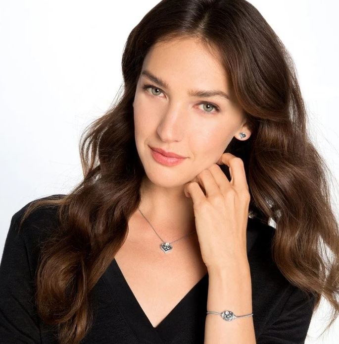 Alcazar Heart Necklace