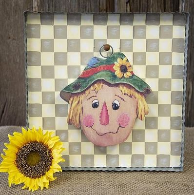 Round Top© Attachment | Scarecrow Charm