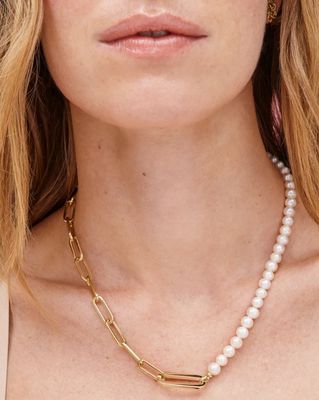 The Ashton Gold Half Chain Necklace in White Pearl