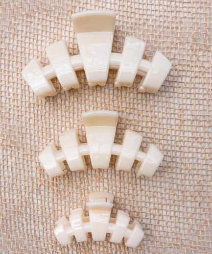 Teleties™ Classic Hair Clip | Almond Beige