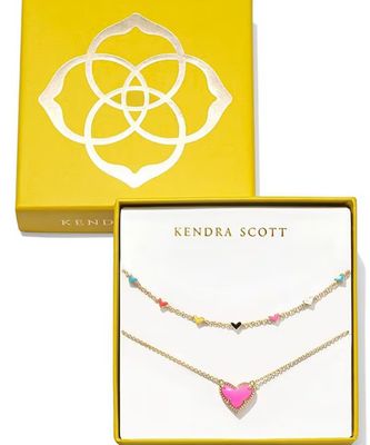 The Ari Haven Heart Gold Necklace Gift Set in Neon Pink