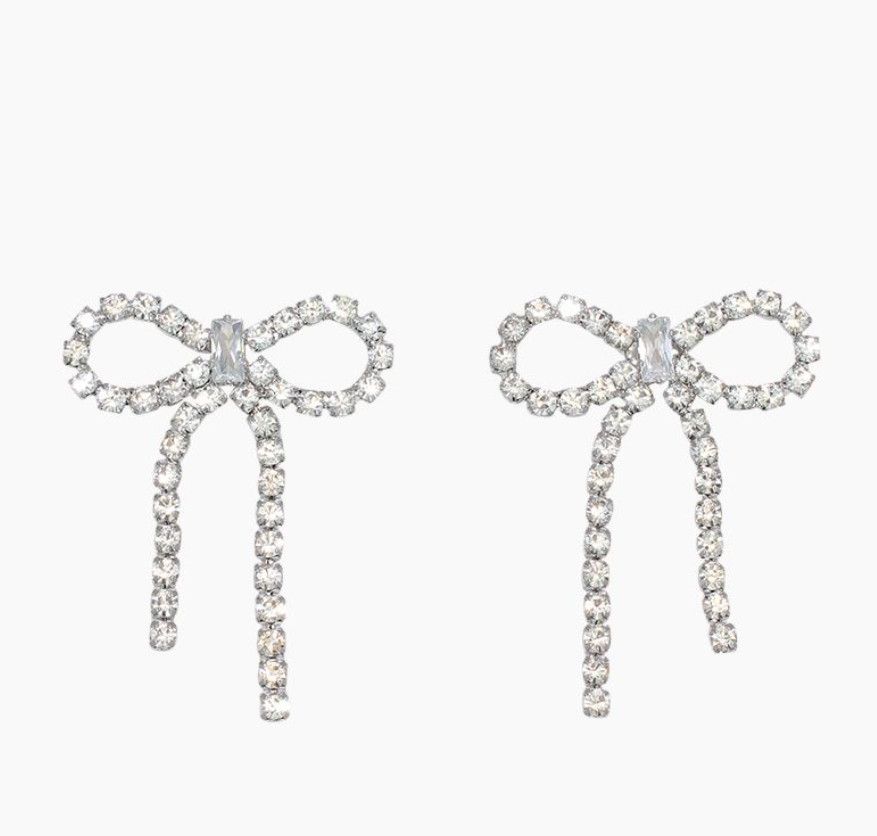 Delicate Bow Earrings Silver
