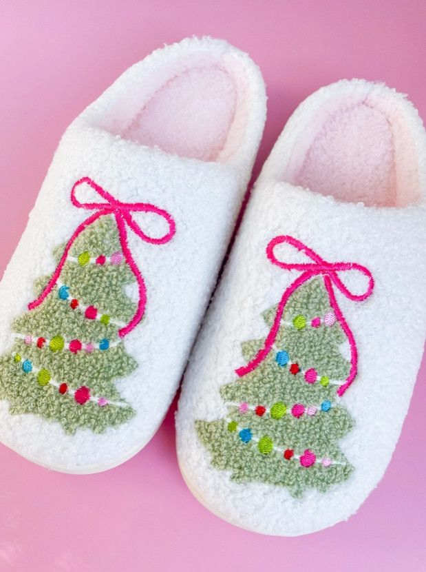 Pink Bow Christmas Tree Adult Slippers, Size: S