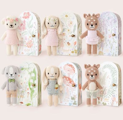 cuddle + kind Tiny Friends