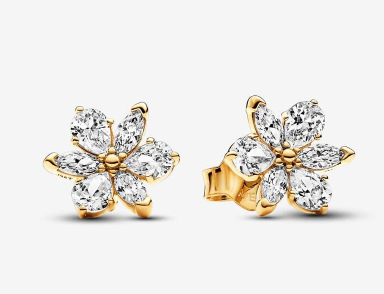 PANDORA™ Herbarium Cluster 14K Gold Plated Stud Earrings