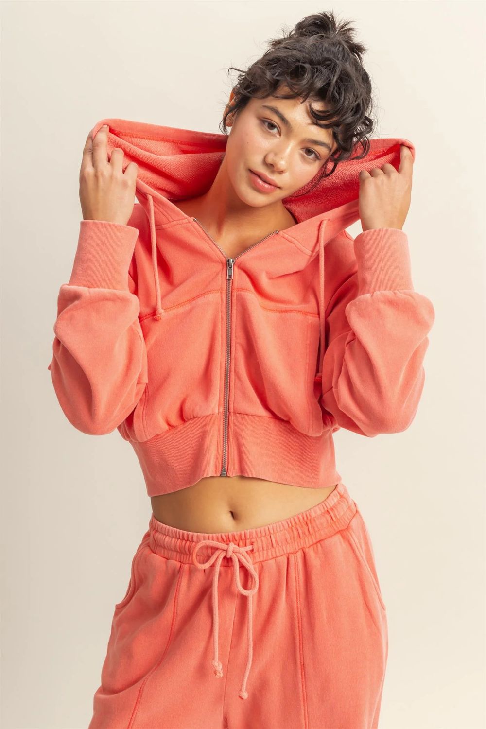 The James Cropped Sweatshirt, Color: Coral, Size: S