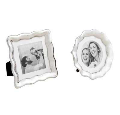 Wavy Metal Frame