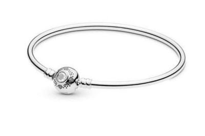 Pandora Disney Jasmine Closed Bangle, Size: 17