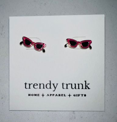 Cat Eye Sunnies Stud Earrings | Fuchsia