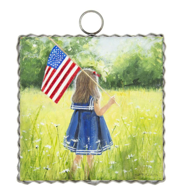 Round Top© Attachment | Mini Gallery Girl and Flag