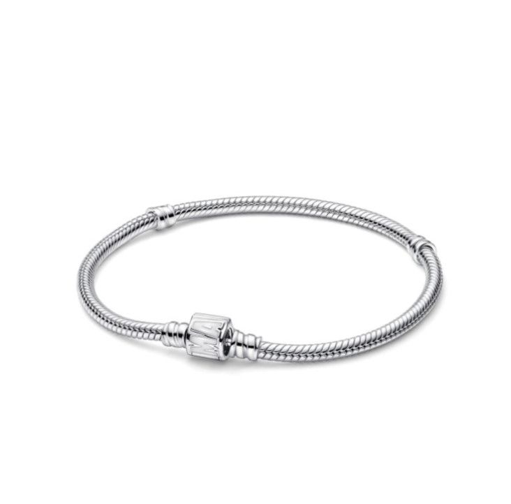 PANDORA™ Marvel Logo Snake Chain Bracelet Sterling Silver