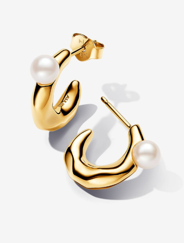 PANDORA™ Treated Freshwater Cultured Pearl + Organically Shaped Hoop Earrings 14k Gold Plating