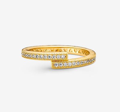 PANDORA™ Sparkling Overlapping Ring 14k Gold Plating