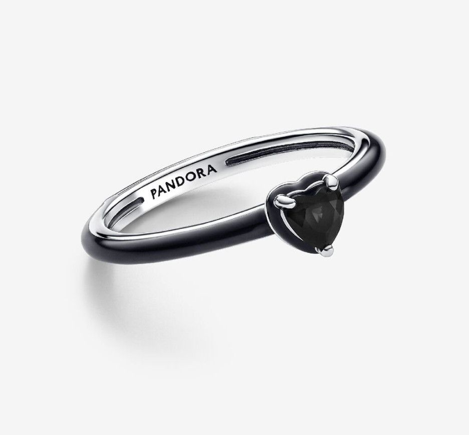 PANDORA™ ME Black Chakra Heart Ring Sterling Silver