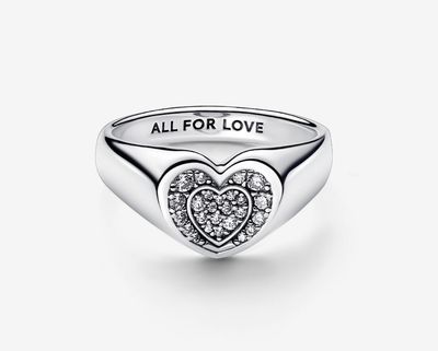 PANDORA™ Radiant Heart Pavé Signet Ring Sterling Silver