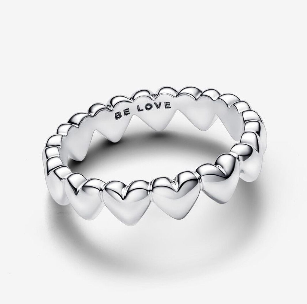 PANDORA™ Row of Hearts Ring Sterling Silver