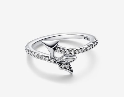 PANDORA™ Sparkling Arrow Ring Sterling Silver