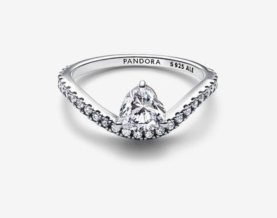 PANDORA™ Wavy Pavé Heart Ring Sterling Silver