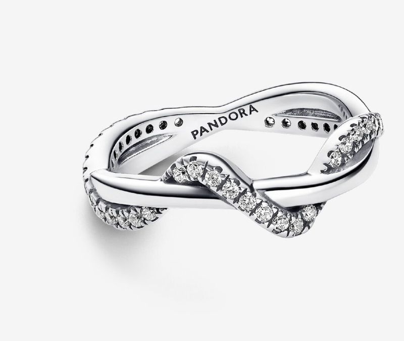PANDORA™ Sparkling Intertwined Wave Ring Sterling Silver