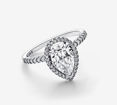 PANDORA™ Sparkling Pear Halo Ring Sterling Silver