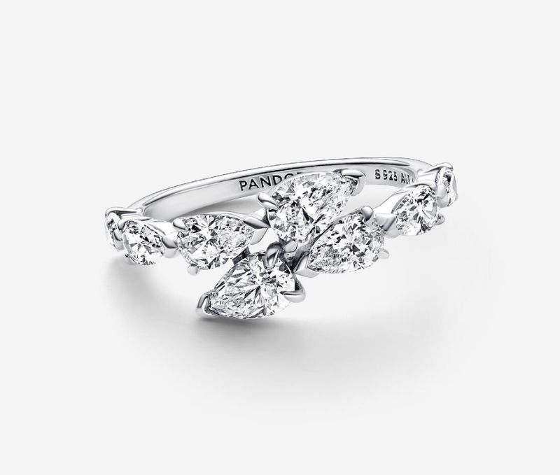 PANDORA™ Sparkling Overlapping Band Ring Sterling Silver