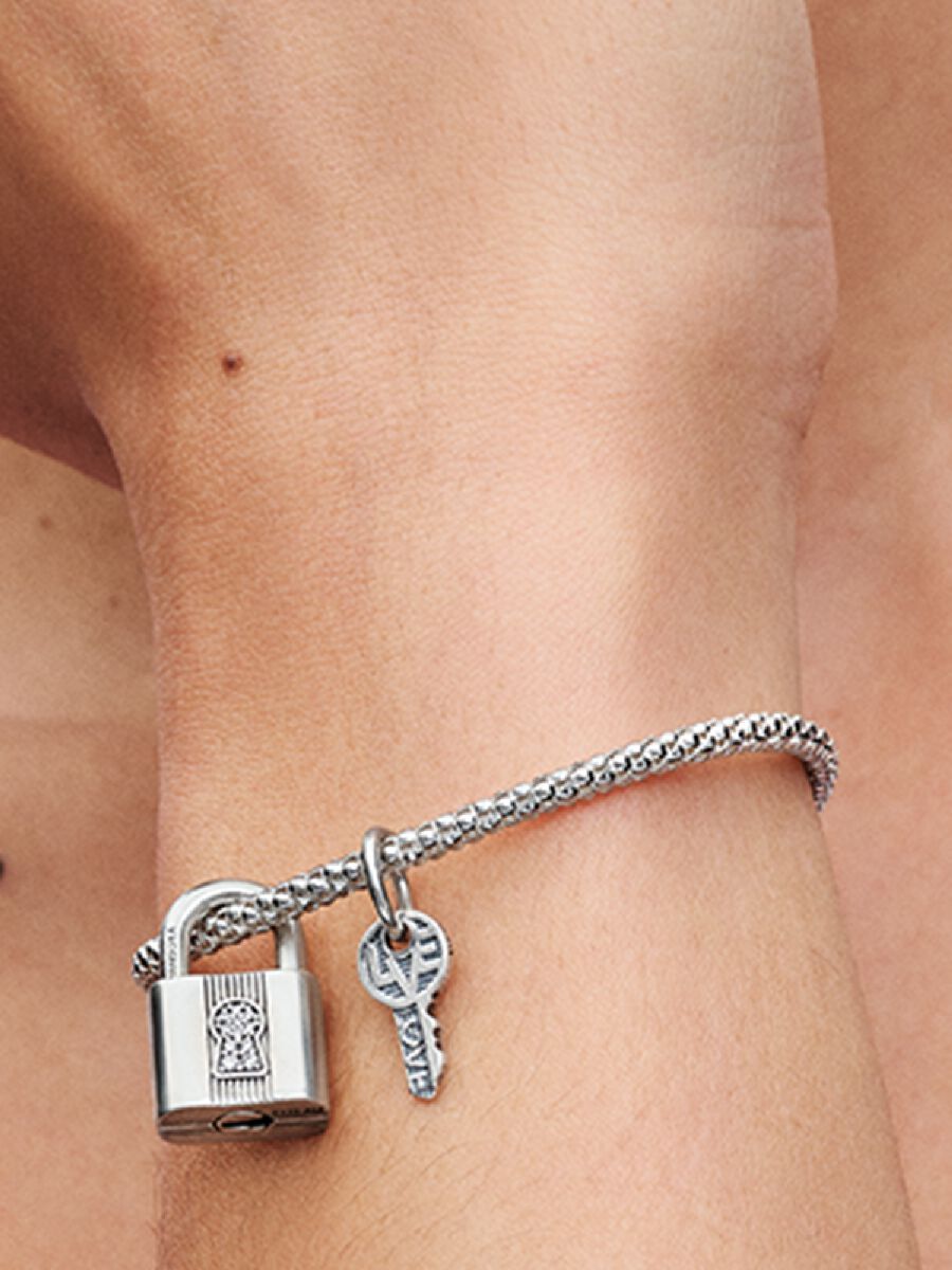 アクセサリー Padlock and Key Dangle Charm 511xoDNHwXL._UY300_.jpg