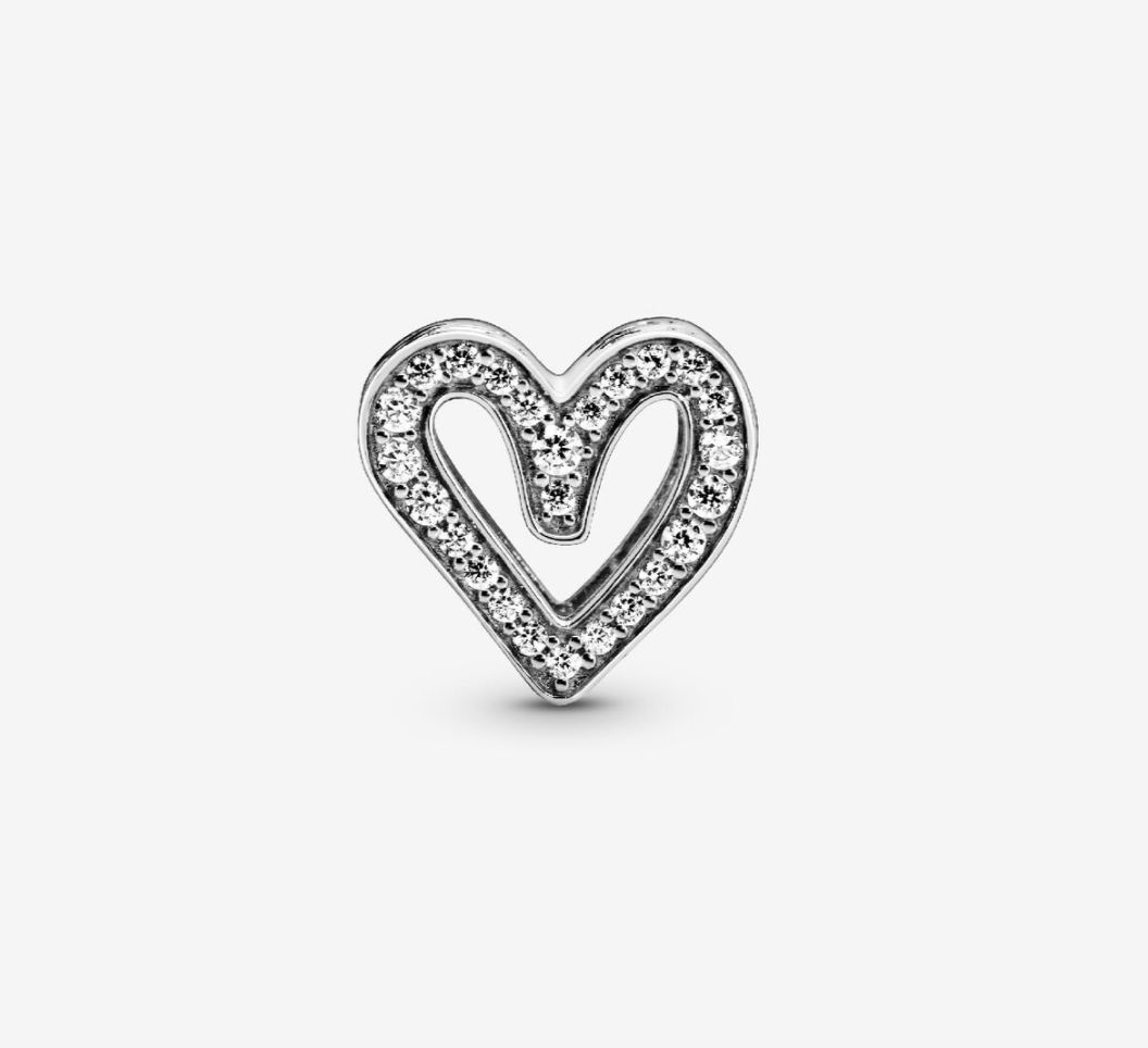 PANDORA™ Sparkling Freehand Heart Charm
