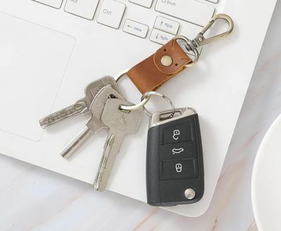 Small Leather Keychain with Clip &amp; Ring