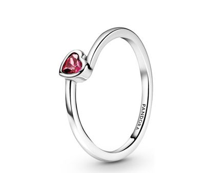 PANDORA™ Tilted Heart Solitaire Red Crystal Ring