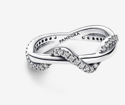 PANDORA™ Sparkling Intertwined Wave Ring Sterling Silver