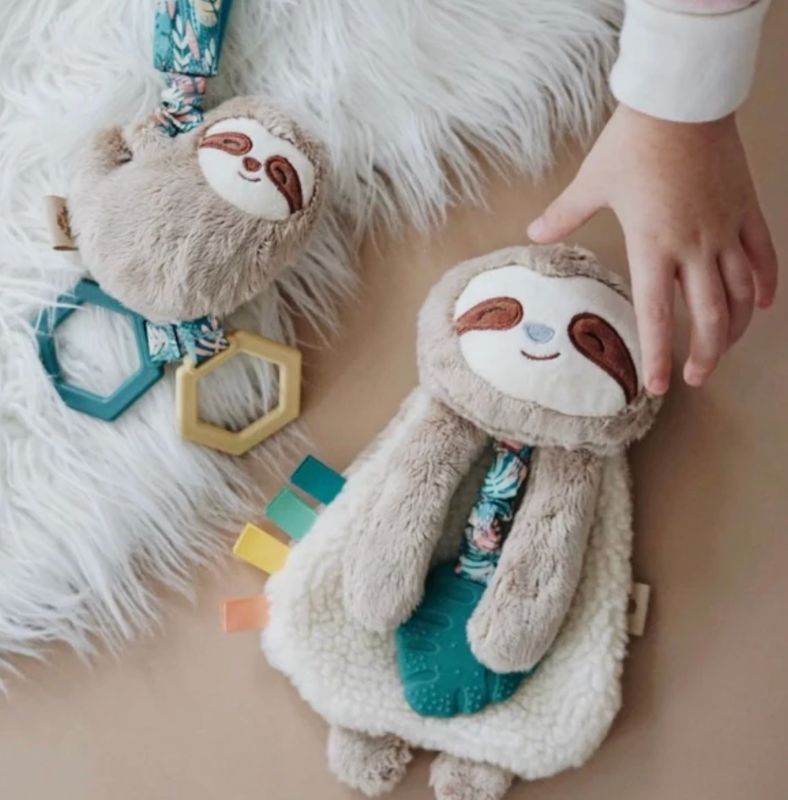 Itzy Friends Lovey™ Plush | Peyton Sloth