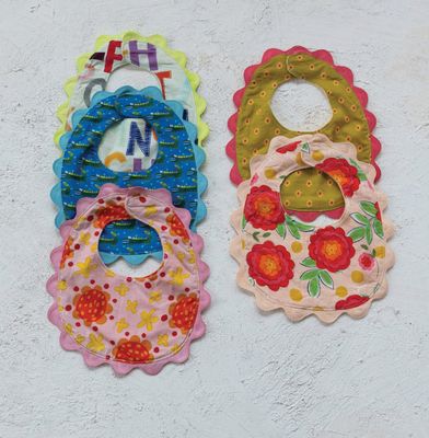 Scalloped Printed Bibs
