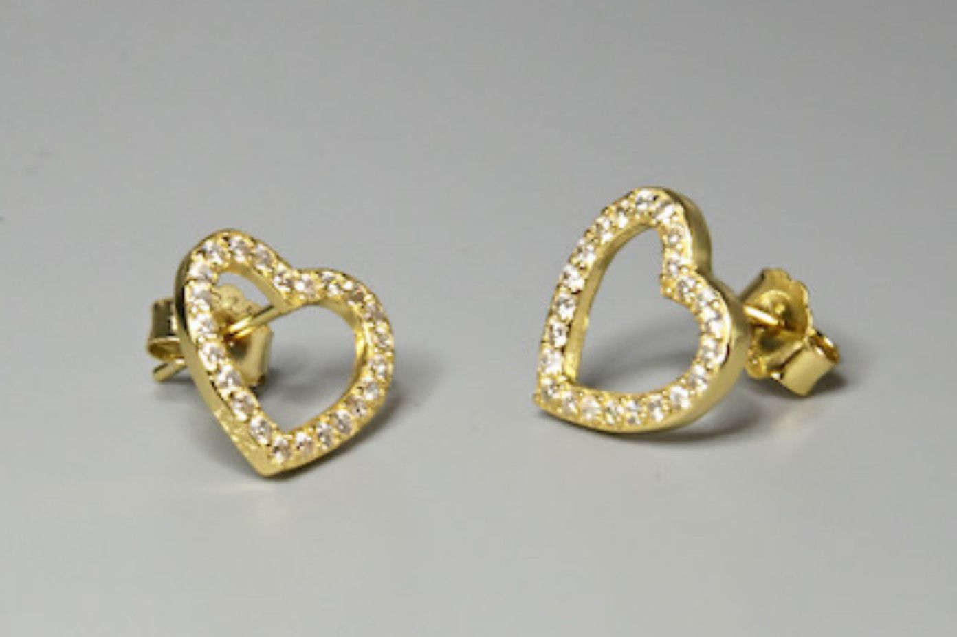 The Raz 18k Gold Earring
