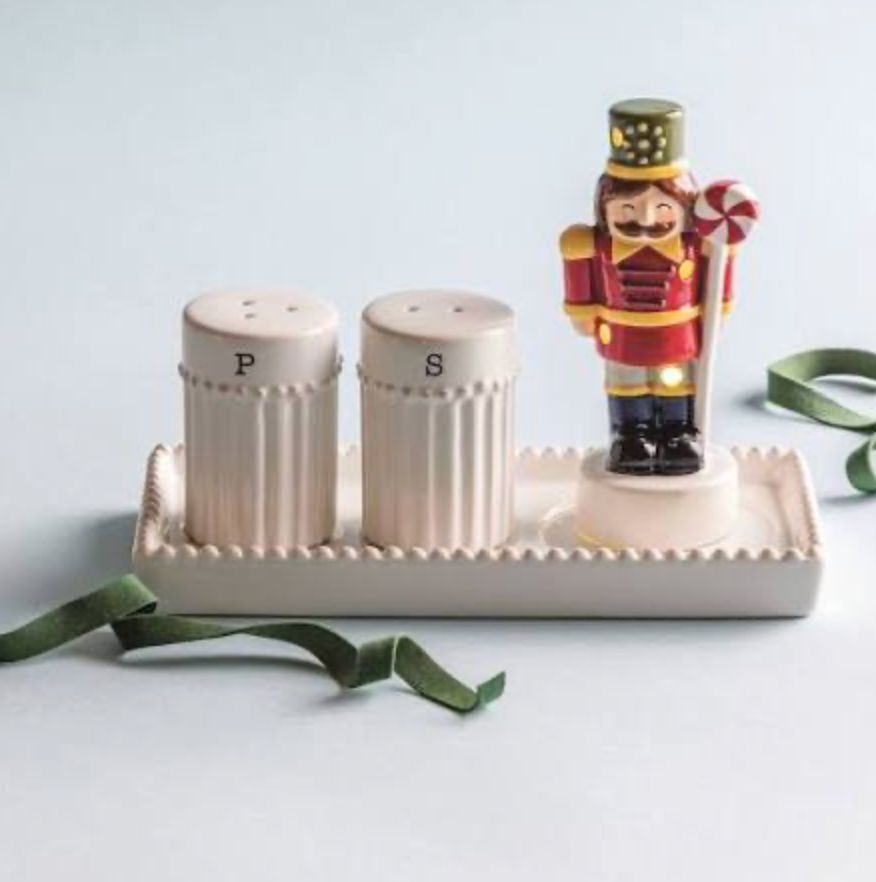 Nutcracker Light-Up Sitter