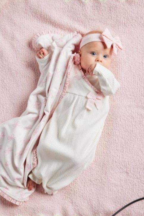 Girl Bows Arrival Blanket