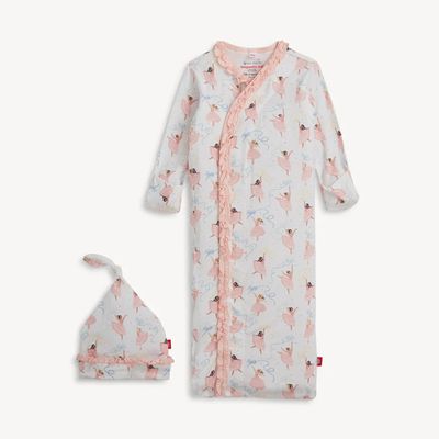 Magnetic Me™ Pretty Plies Gown with Hat