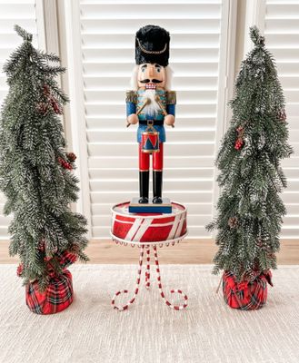 Round Top© | Holiday Candy Riser