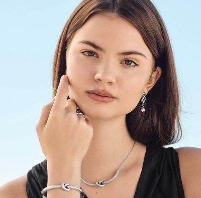 Interlok Single Knot Drop Earrings Silver