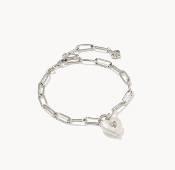 The Sasha Heart Delicate Chain Bracelet in Freshwater Cultured Pearl